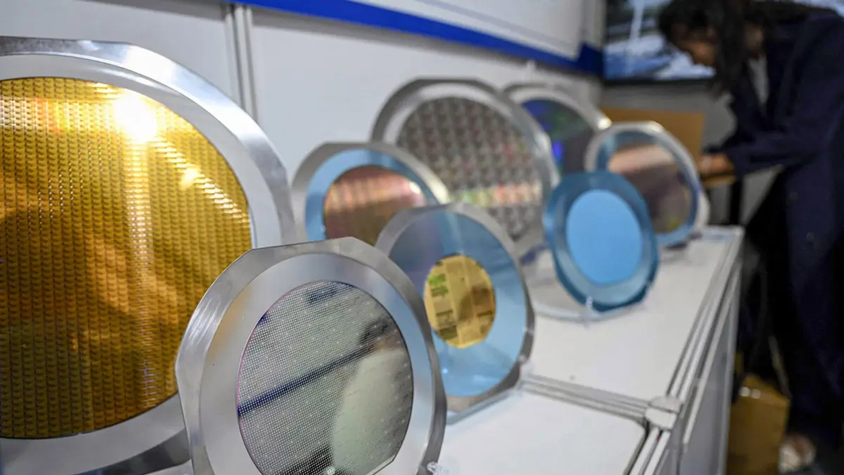 The geoeconomic politicization of semiconductors
